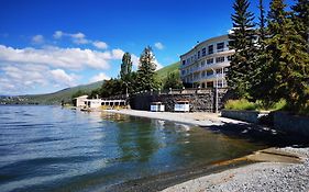 Blue Sevan Hotel